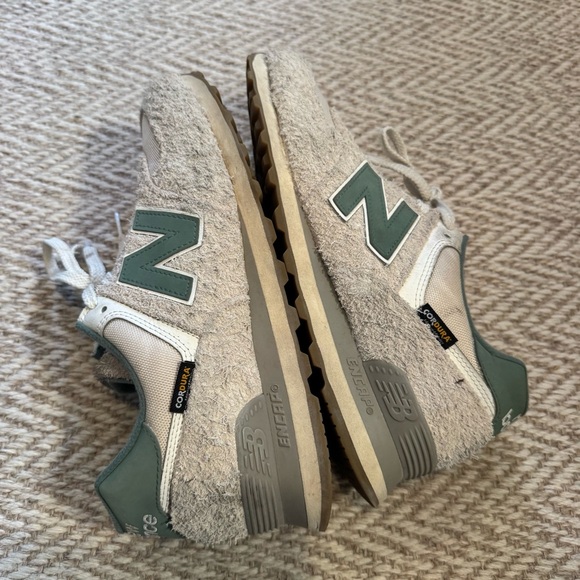 New Balance 574 Calcium New Spruce Cream and Green Tennis Shoes | Size 10 - Picture 6 of 7